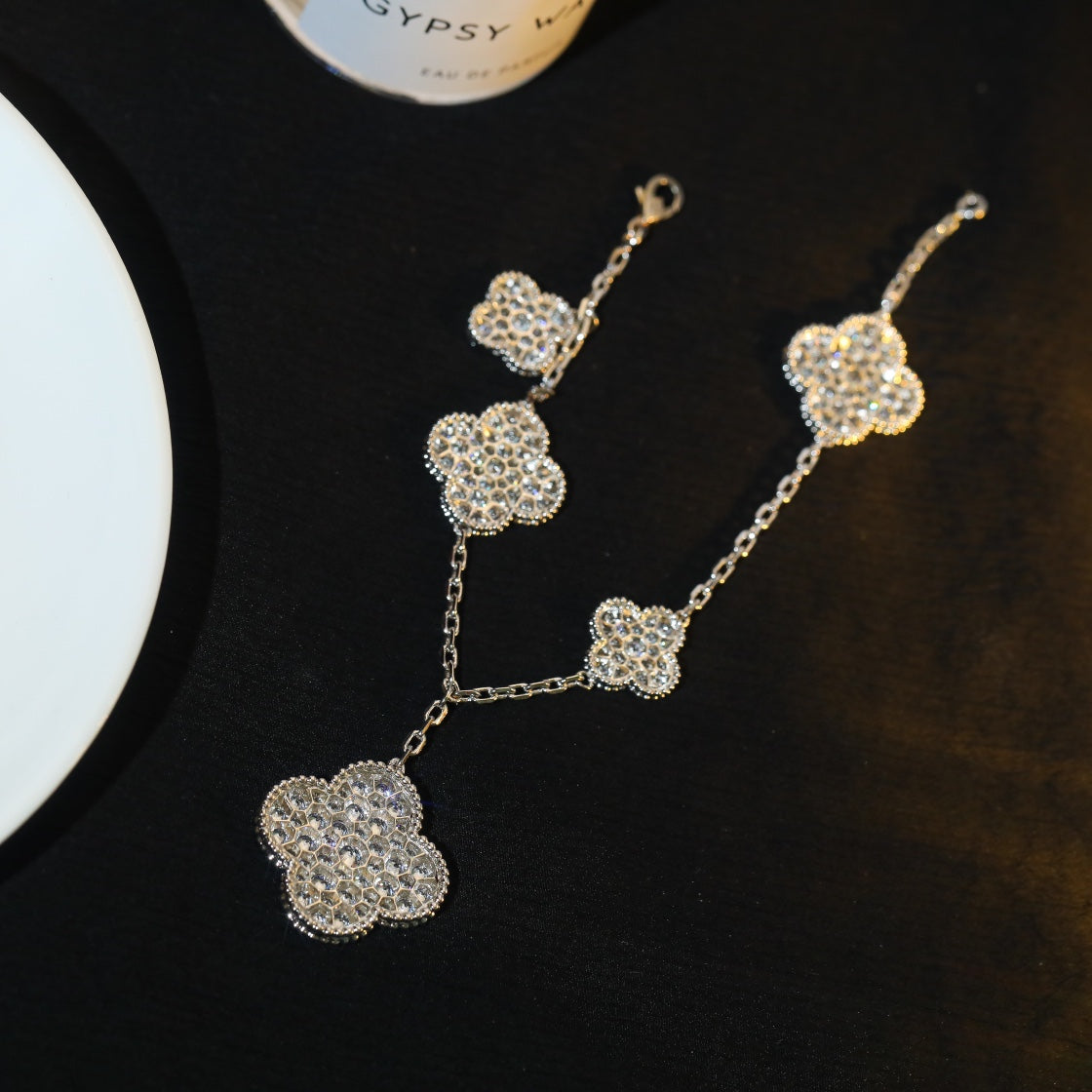 [OAK JURI]CLOVER BRACELET 5 MOTIF SILVER DIAMOND PAVED