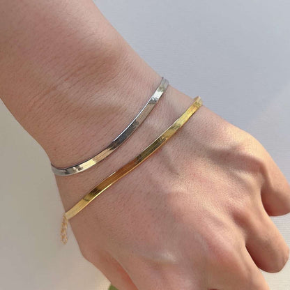 [OAK JURI]Flat Snake Bone Chain Blade Necklace