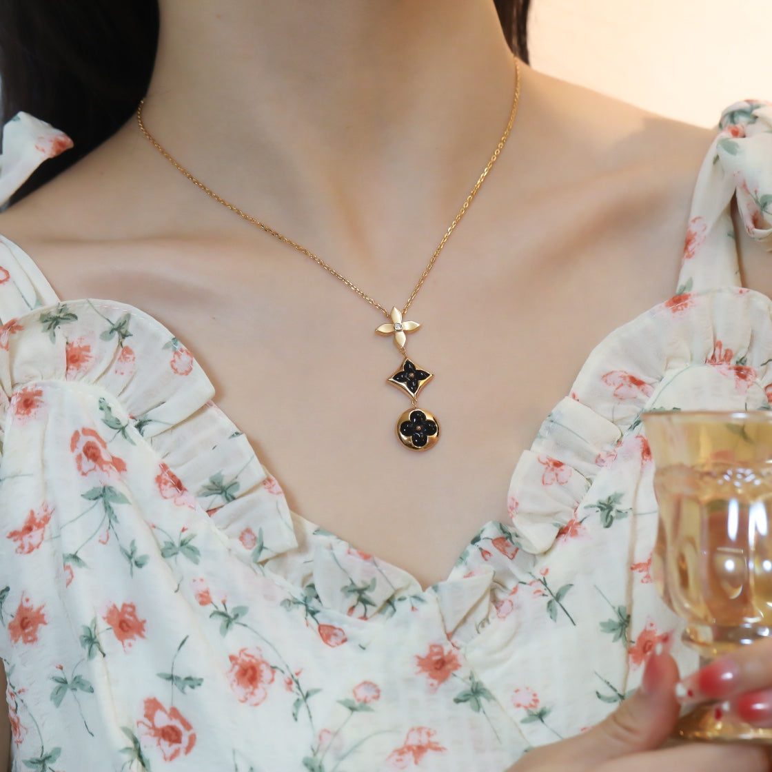 [OAK JURI]STAR AND SUN ONYX PINK GOLD NECKLACE