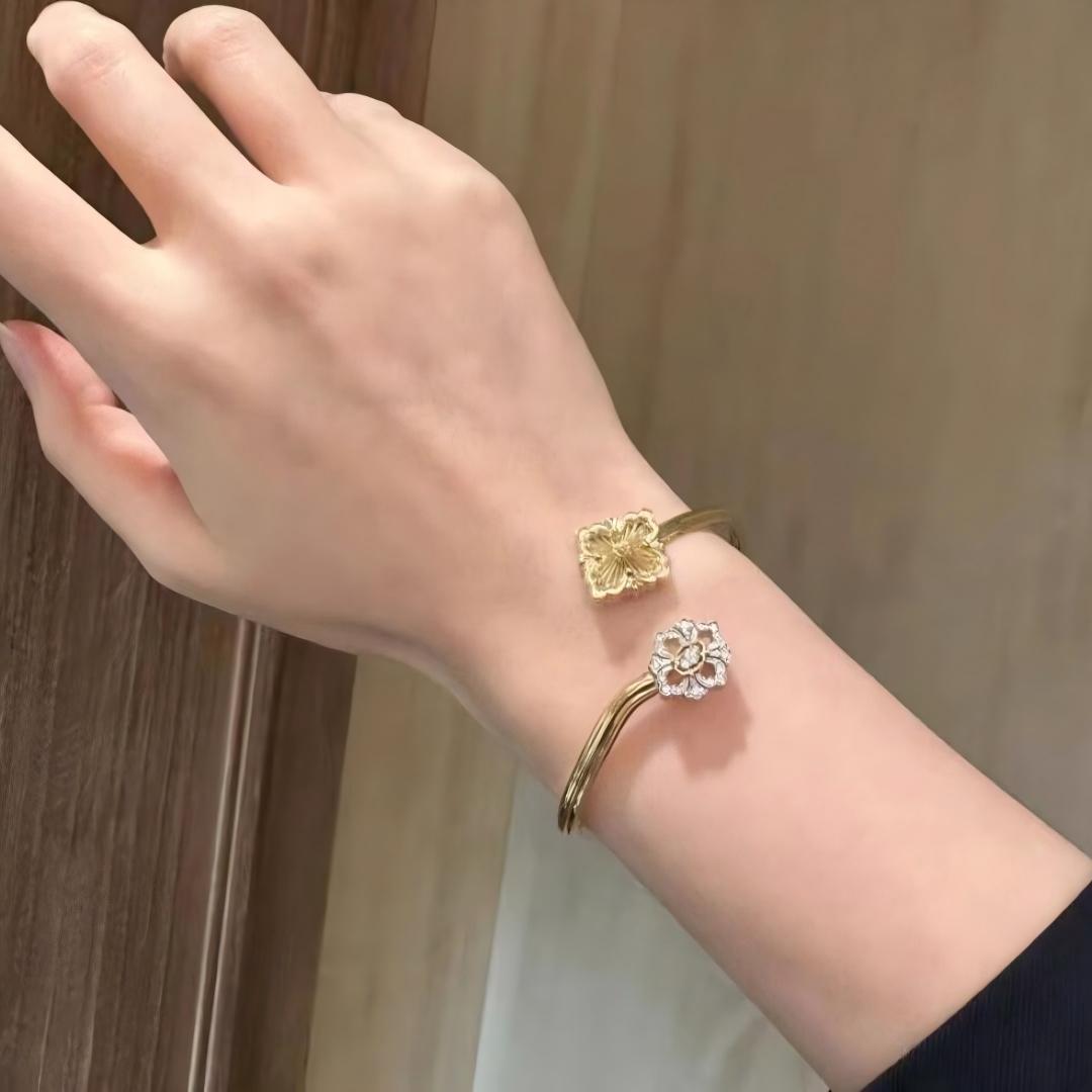 [OAK JURI]OPERA TULLE  GOLD BRACELET WITH ENAMEL BACKGROUND