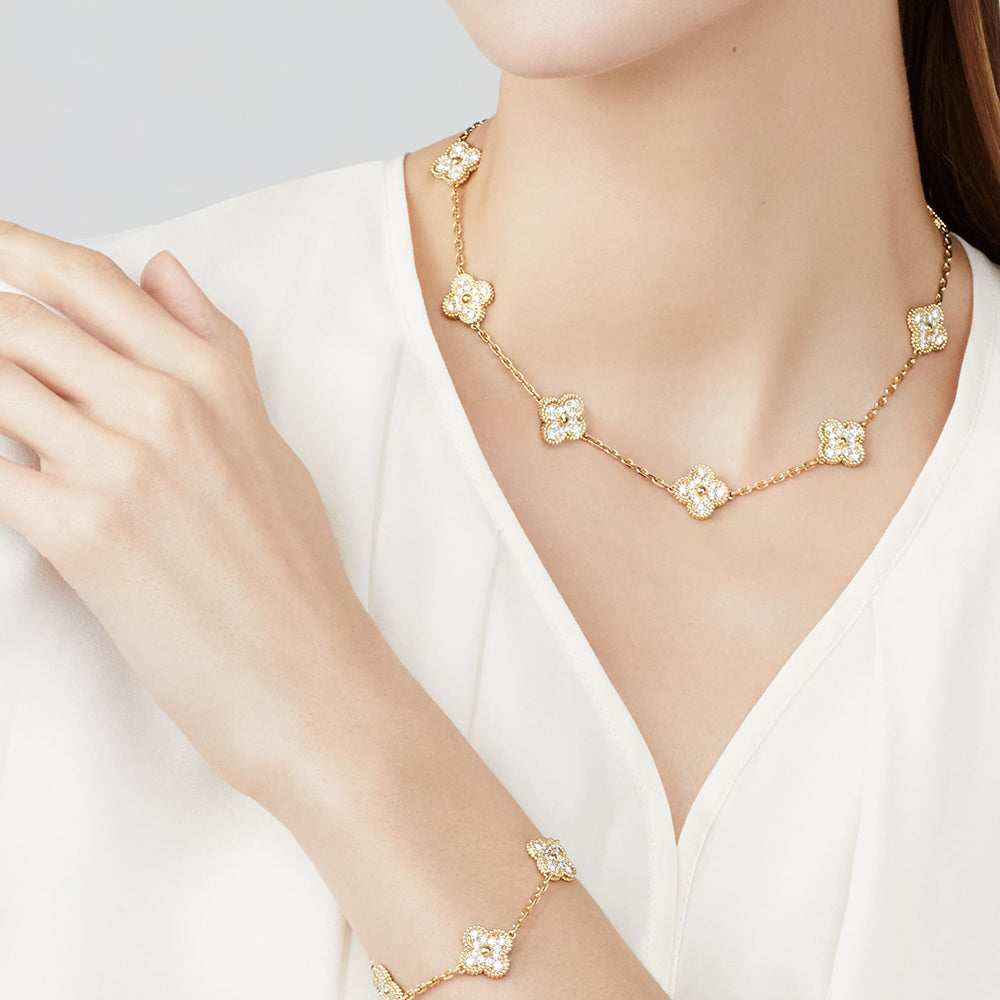 [OAK JURI]CLOVER 10 MOTIFS DIAMOND NECKLACE