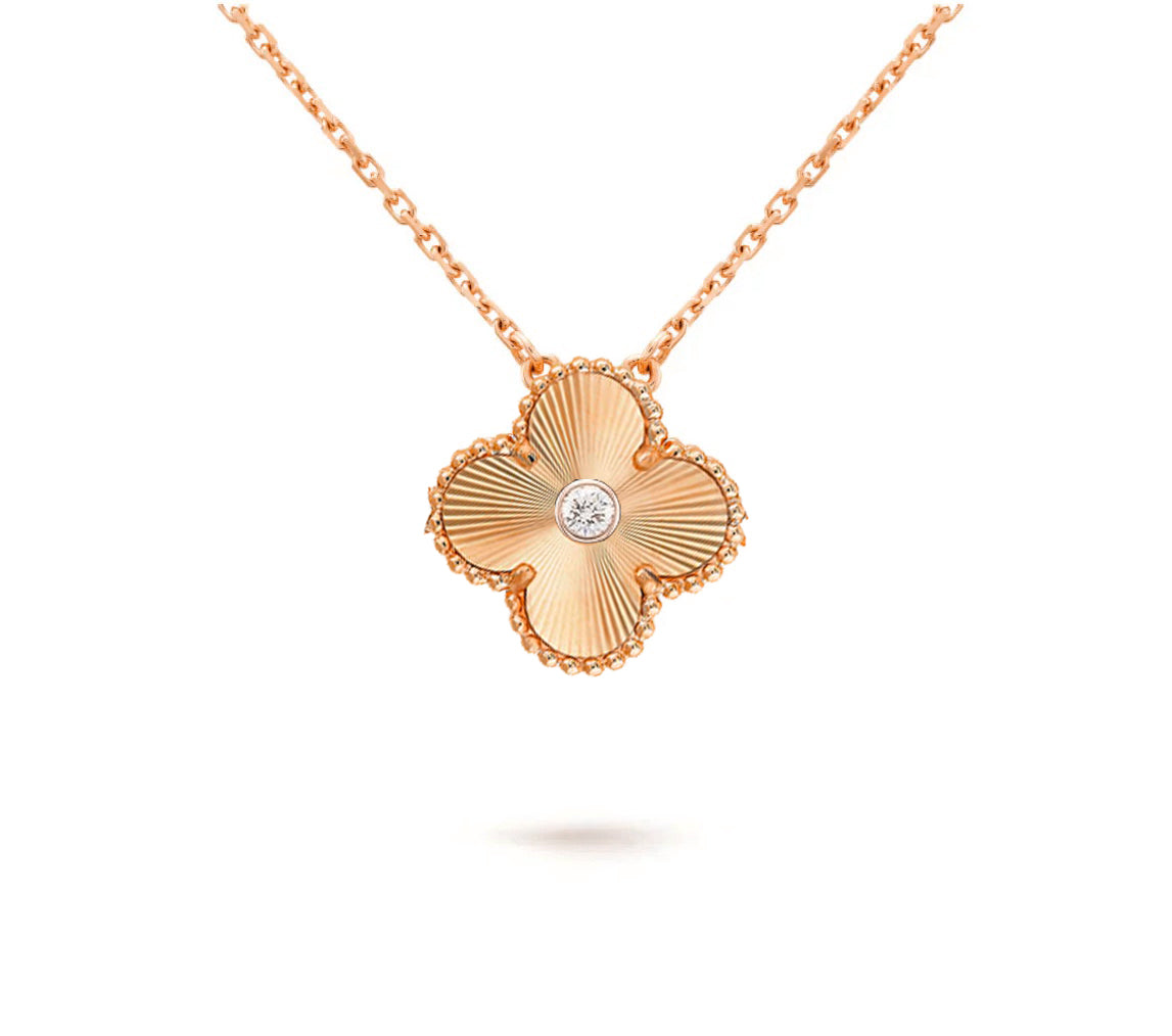 [OAK JURI]CLOVER 15MM DIAMOND SINGLE FLOWER NECKLACE COLLECTION