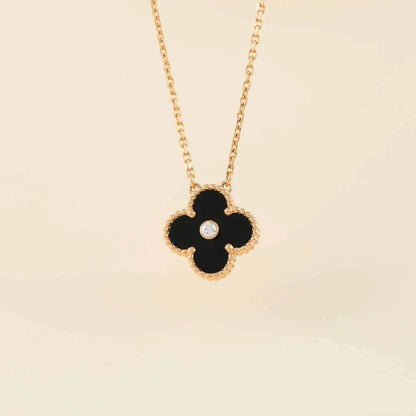 [OAK JURI]CLOVER 15MM DIAMOND ONYX NECKLACE