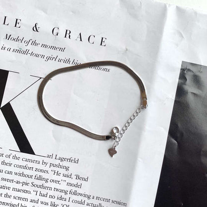 [OAK JURI]Flat Snake Bone Chain Blade Necklace