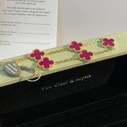 [OAK JURI]CLOVER 5 MOTIFS PINK ENAMEL BRACELET