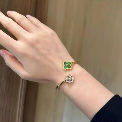 [OAK JURI]OPERA TULLE  GOLD BRACELET WITH ENAMEL BACKGROUND