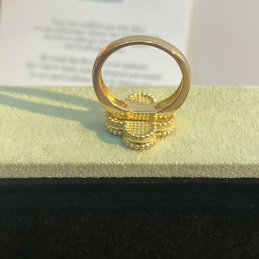 [OAK JURI]NEW CLOVER PINK ENAMEL RINGS