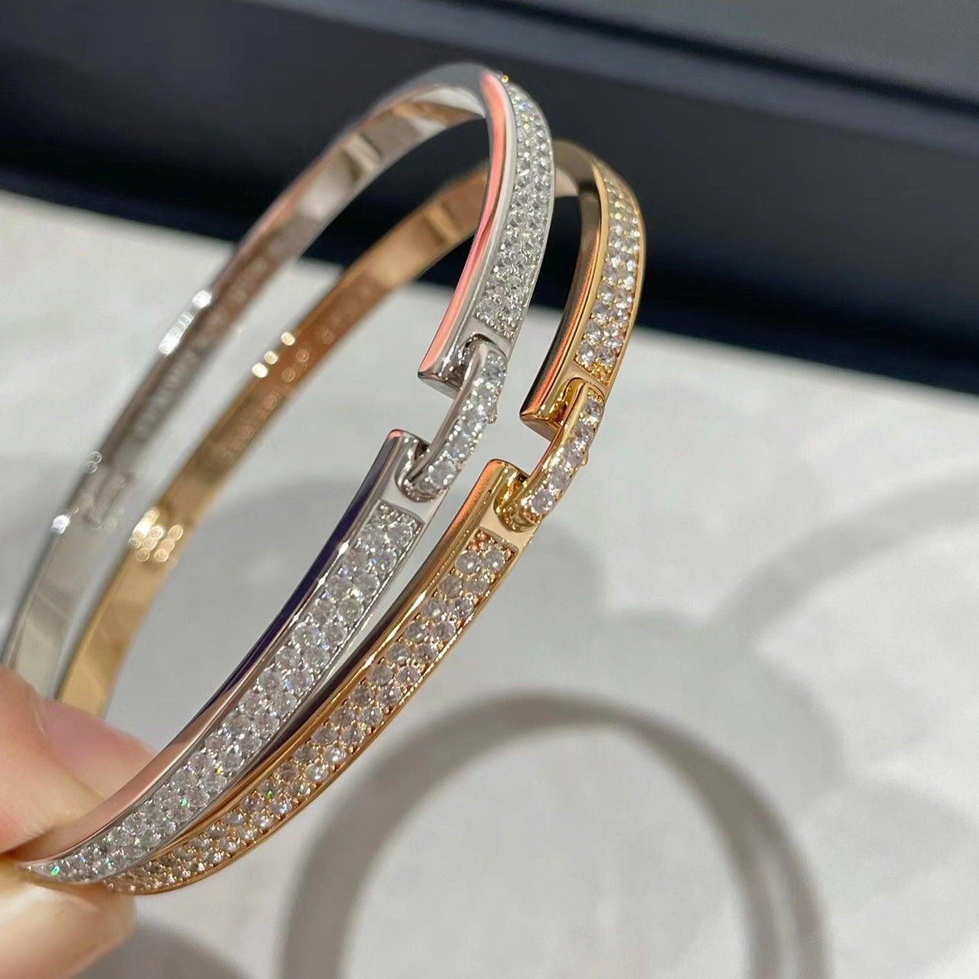[OAK JURI]LIENS VIDENCE DIAMOND PAVED BRACELET