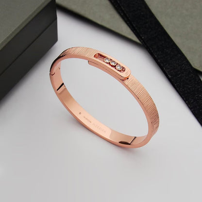 [OAK JURI]Move Noa Ciselé bangle