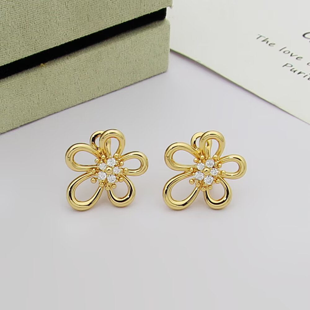 [OAK JURI] FLOWERLACE EARRING 5 DIAMONDS