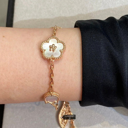[OAK JURI]LUCKY SPRING 5 MOTIF BRACELET