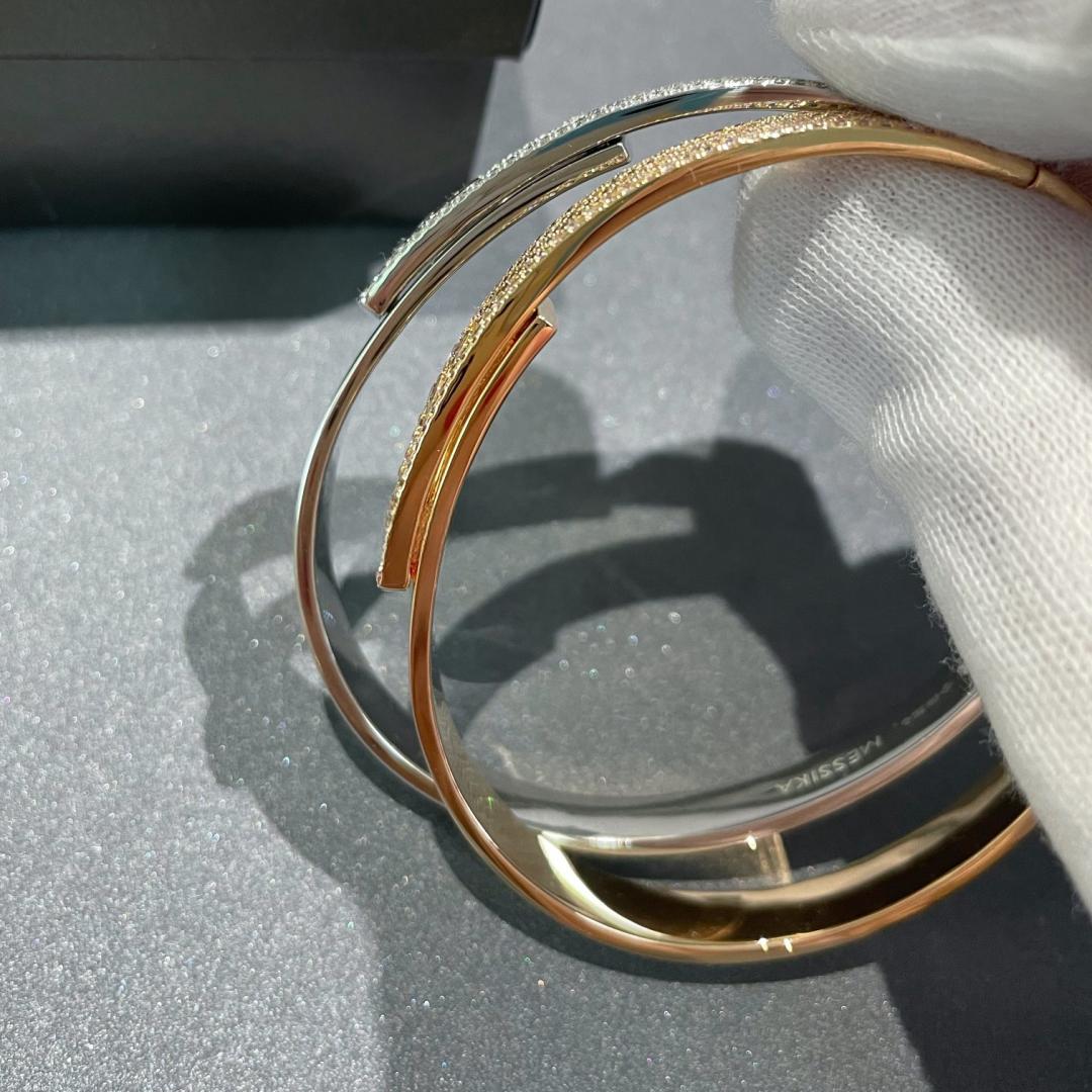 [OAK JURI]Move Noa Rose Gold Pavé Diamond Bangle Bracelet
