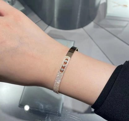 [OAK JURI]Move Noa Rose Gold Pavé Diamond Bangle Bracelet