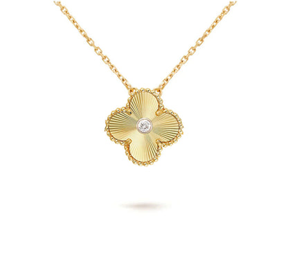 [OAK JURI]CLOVER 15MM DIAMOND SINGLE FLOWER NECKLACE COLLECTION