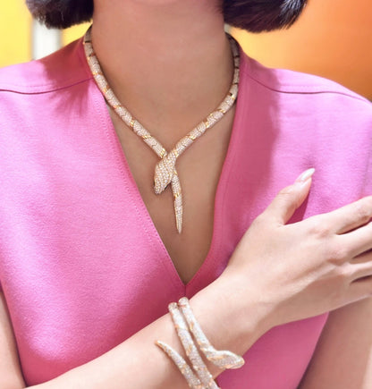 [OAK JURI]HAUTE COUTURE GOLD SERPENTI NECKLACE