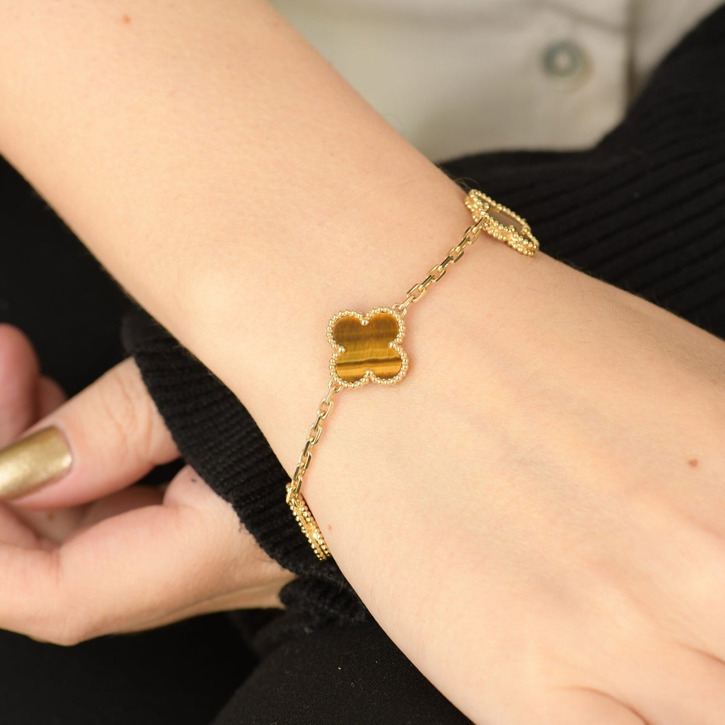 [OAK JURI]CLOVER  5 MOTIFS TIGER EYE BRACELET
