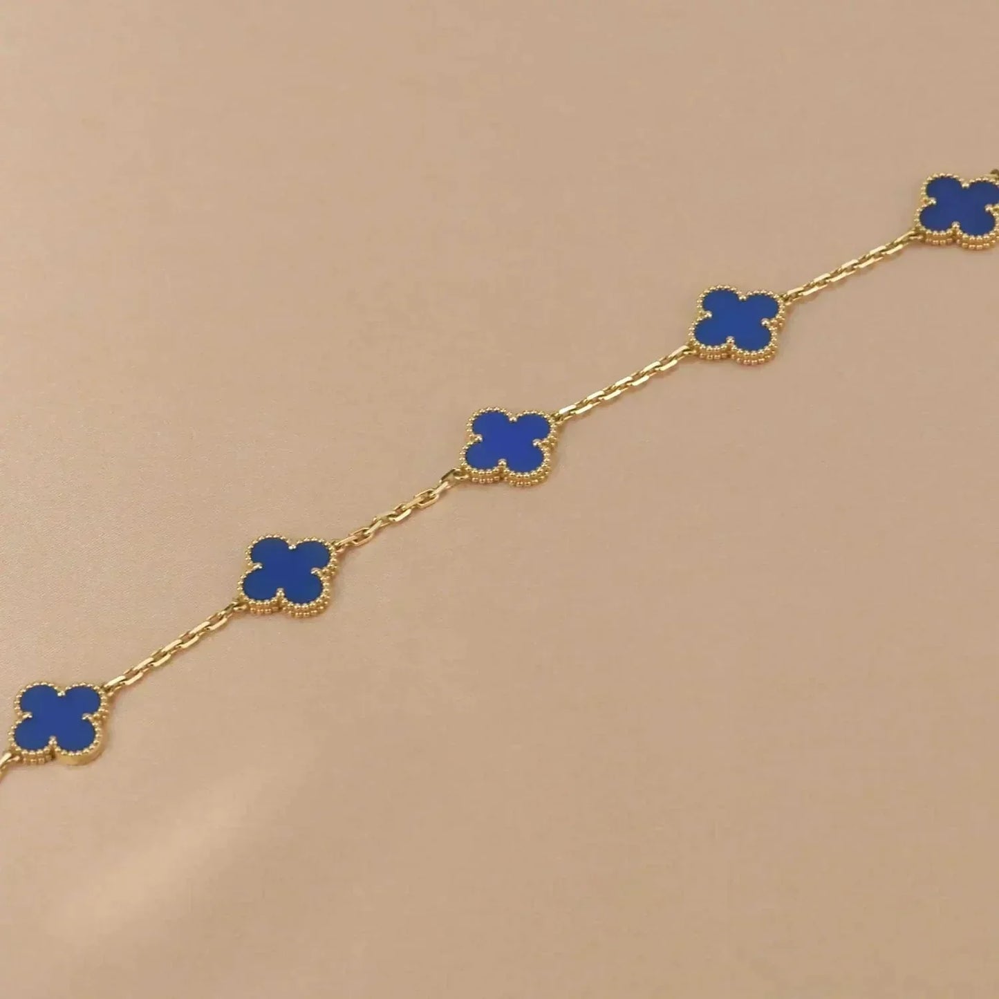 [OAK JURI]CLOVER 5 MOTIFS BLUE AGATE BRACELET