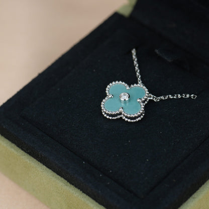 [OAK JURI]CLOVER 15MM DIAMOND SVRES PORCELAIN  NECKLACE SILVER