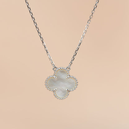 [OAK JURI]CLOVER  15MM WHITE MOTHER-OF-PEARL SILVER