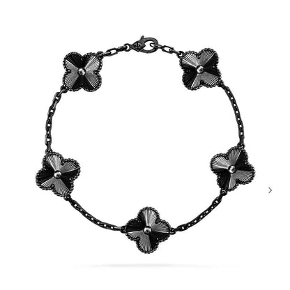[OAK JURI]CLOVER 5 MOTIF BLACK BRACELET