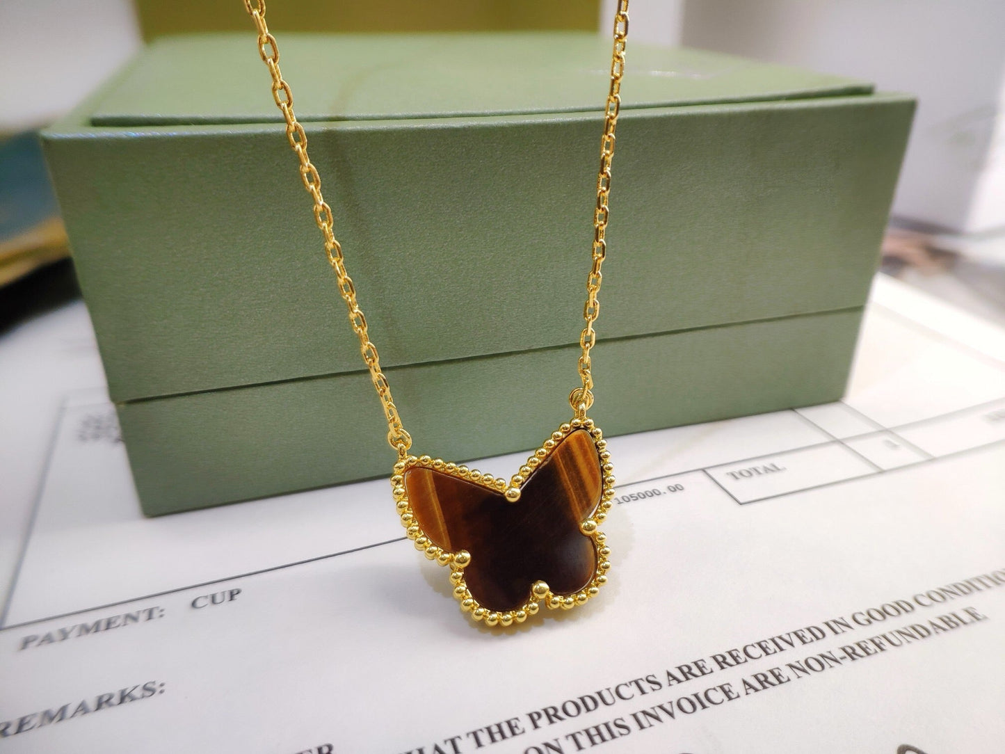 [OAK JURI] TIGER__ EYE BUTTERFLY NECKLACE