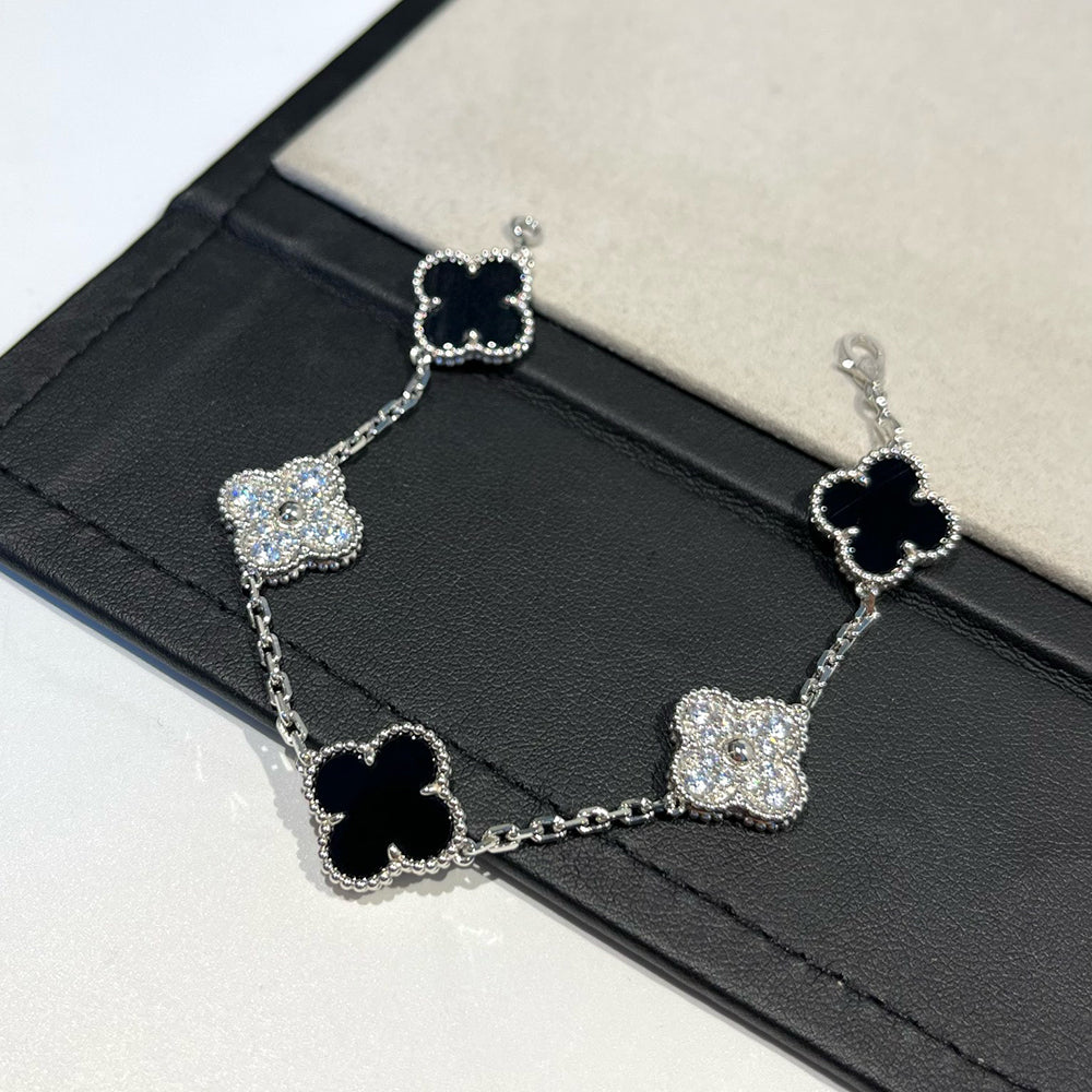 [OAK JURI]CLOVER 5 MOTIF ONYXS DIAMOND BRACELET SILVER