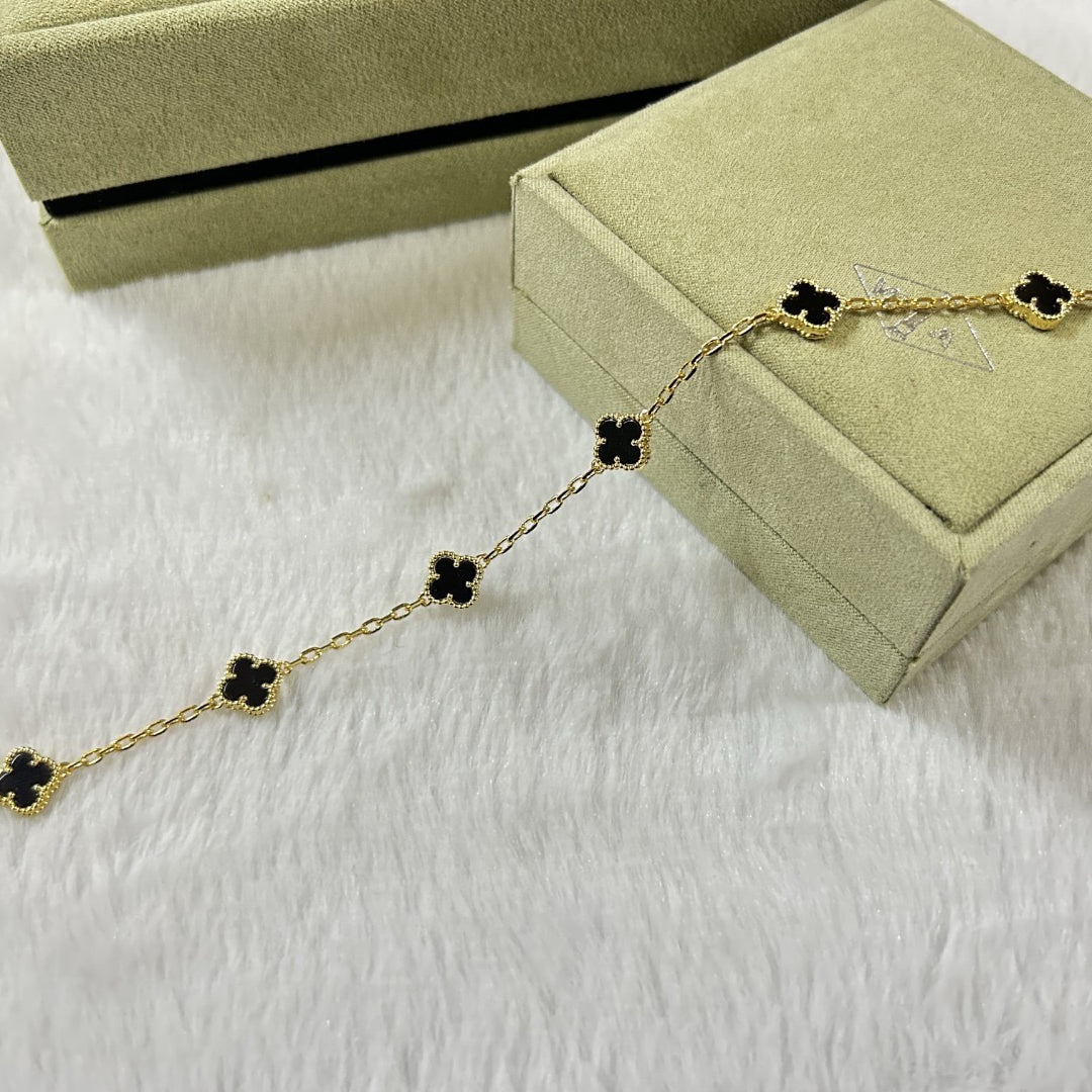 [OAK JURI]CLOVER 6 MOTIF  ONYXS BRACELET