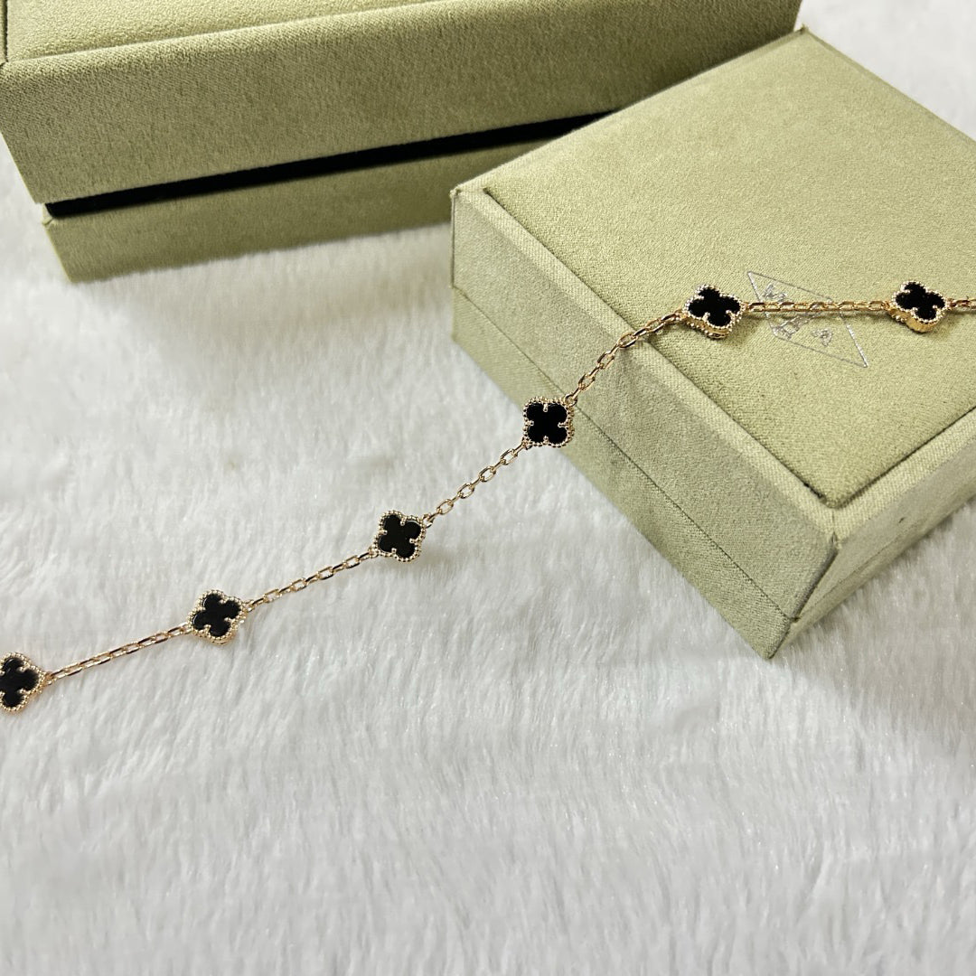 [OAK JURI]CLOVER 6 MOTIF  ONYXS BRACELET