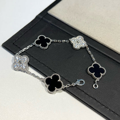 [OAK JURI]CLOVER 5 MOTIF ONYXS DIAMOND BRACELET SILVER