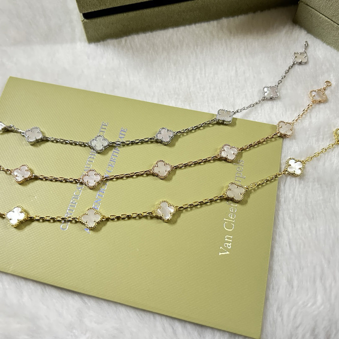 [OAK JURI]CLOVER 6 MOTIF WHITE MOP BRACELET