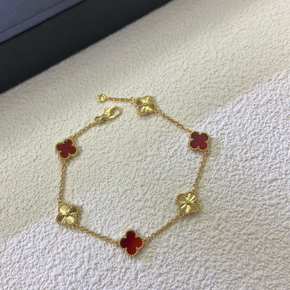 [OAK JURI]CLOVER 6 MOTIF RED AGATE LASER BRACELET