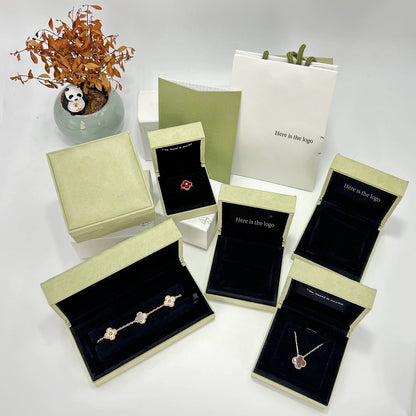 [OAK JURI]CLOVER 15MM SINGLE FLOWER NECKLACE COLLECTION