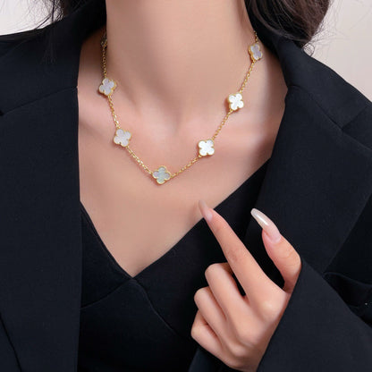 [OAK JURI]CLOVER 10 MOTIFS WHITE MOTHER OF PEARL NECKLACE
