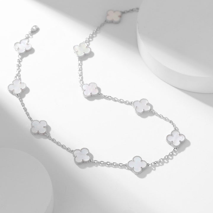 [OAK JURI]CLOVER 10 MOTIFS WHITE MOTHER OF PEARL NECKLACE