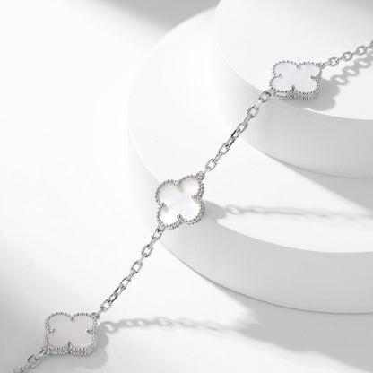 [OAK JURI]CLOVER 10 MOTIFS WHITE MOTHER OF PEARL NECKLACE