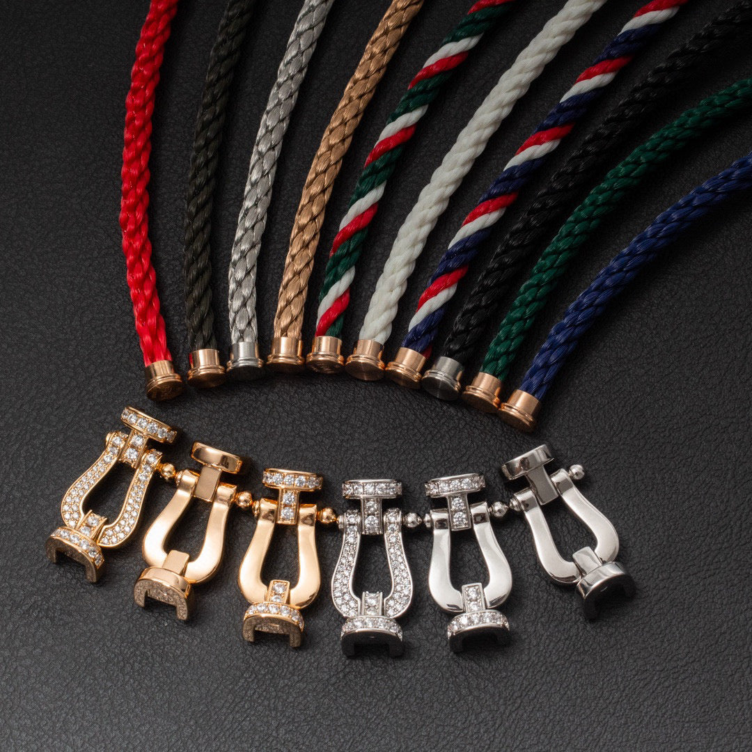 [OAK JURI]FORCE LARGE HORSESHOE HALF DIAMOND BRACELET GOLD