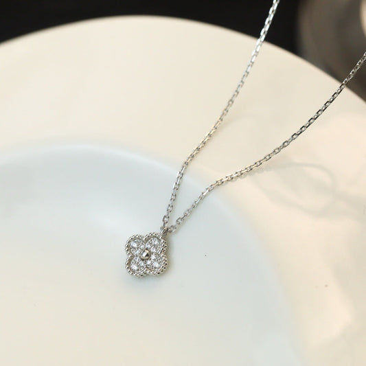 [OAK JURI]CLOVER MINI 9.5MM PENDANT DIAMOND NECKLACE