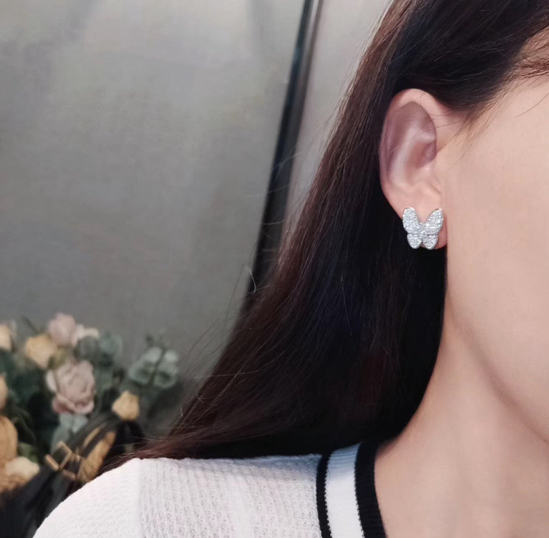 [OAK JURI]BUTTERFLY ALL DIAMOND EARRINGS