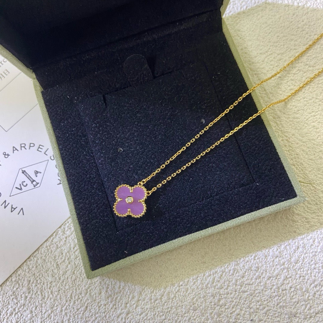 [OAK JURI]CLOVER 15MM DIAMOND  PURPLE VIOLET NECKLACE