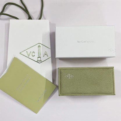 [OAK JURI]VA CLOVER BRACELET NECKLACE RING BOX GIFT BAG