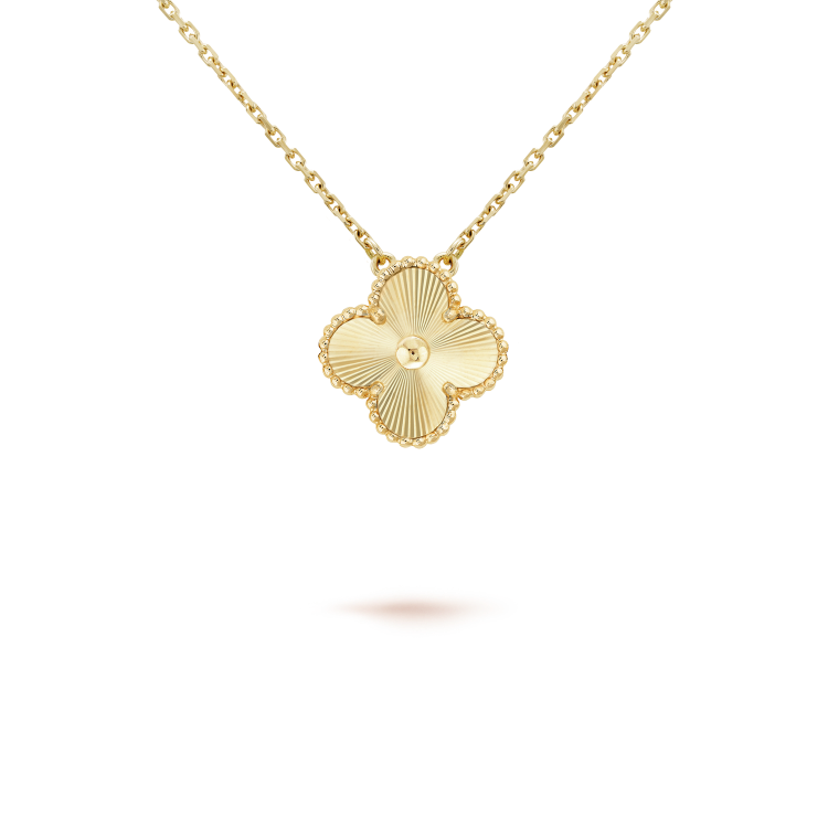 [OAK JURI]CLOVER 15MM LASER NECKLACE