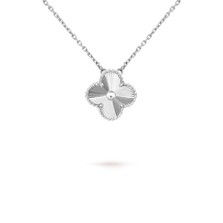 [OAK JURI]CLOVER 15MM NECKLACE SILVER COLLECTION