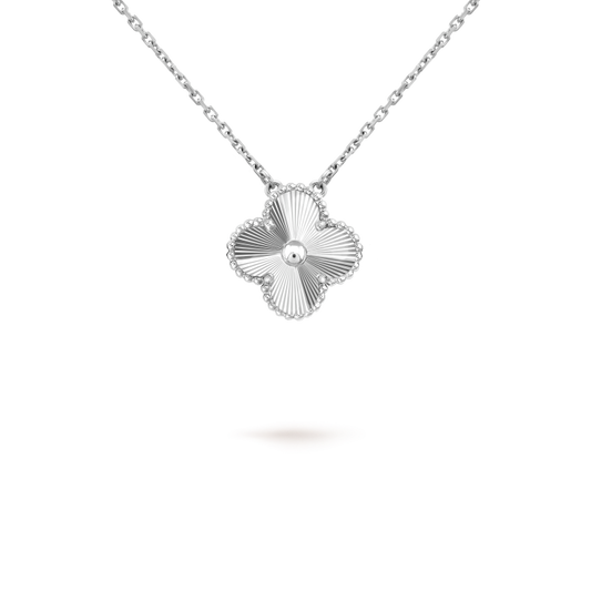 [OAK JURI]CLOVER 15MM LASER NECKLACE SILVER