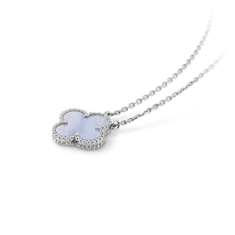 [OAK JURI]CLOVER 15MM BLUE CHALCEDONY NECKLACE SILVER