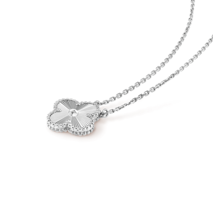 [OAK JURI]CLOVER 15MM LASER NECKLACE SILVER
