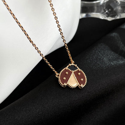 [OAK JURI]LUCKY  CARNELIANS LADYBUG NECKLACE