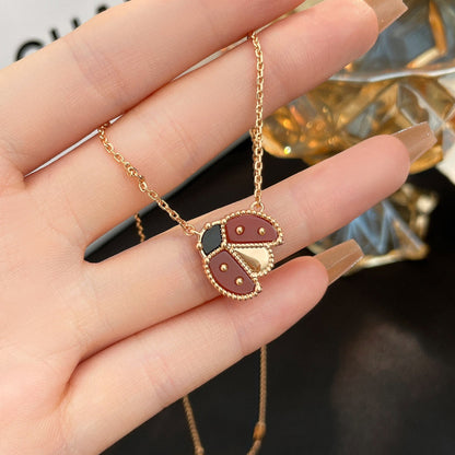 [OAK JURI]LUCKY  CARNELIANS LADYBUG NECKLACE