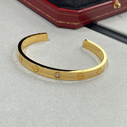 [OAK JURI]LOVE BRACELET 6.1MM 1 DIAMOND OPEN CUFF
