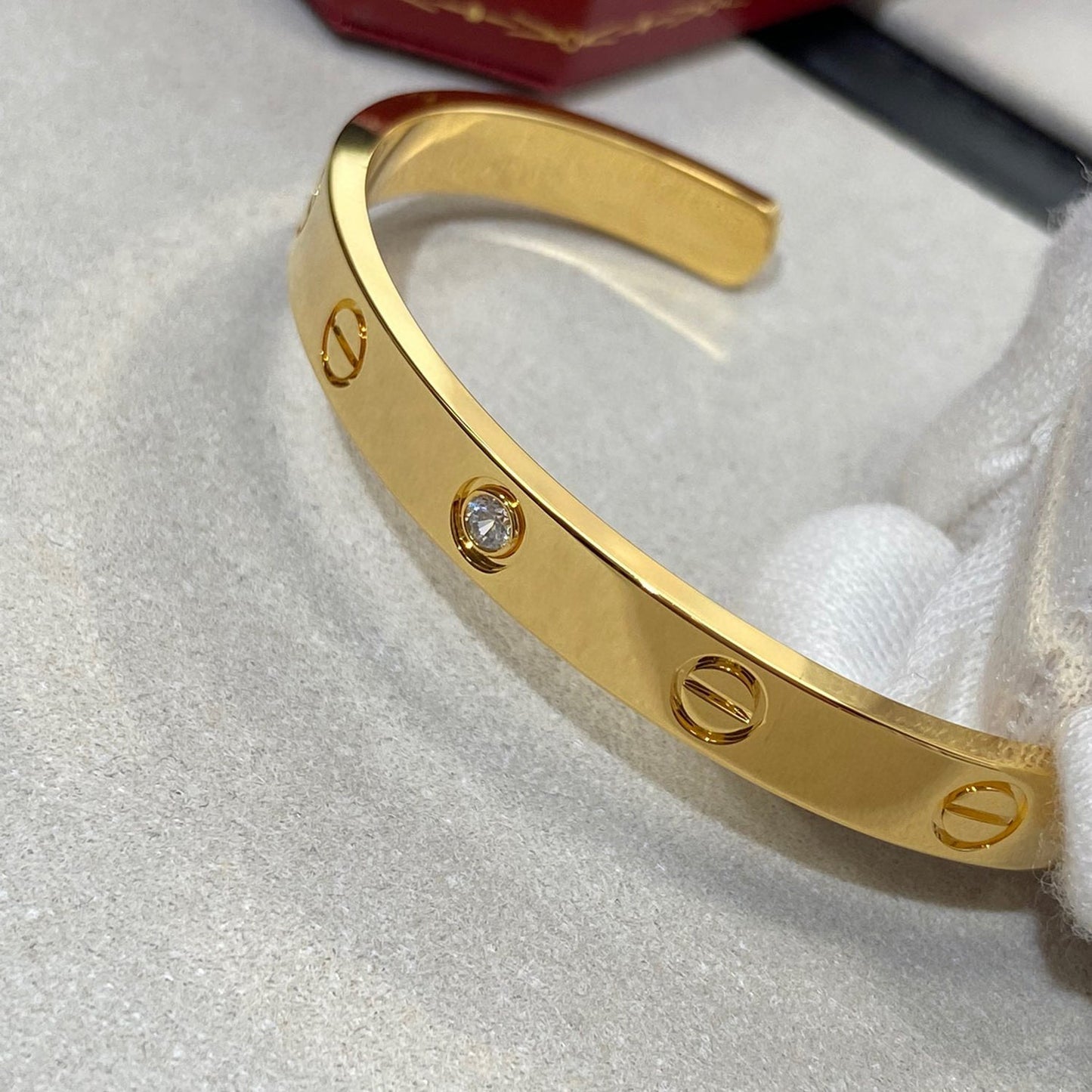 [OAK JURI]LOVE BRACELET 6.1MM 1 DIAMOND OPEN CUFF