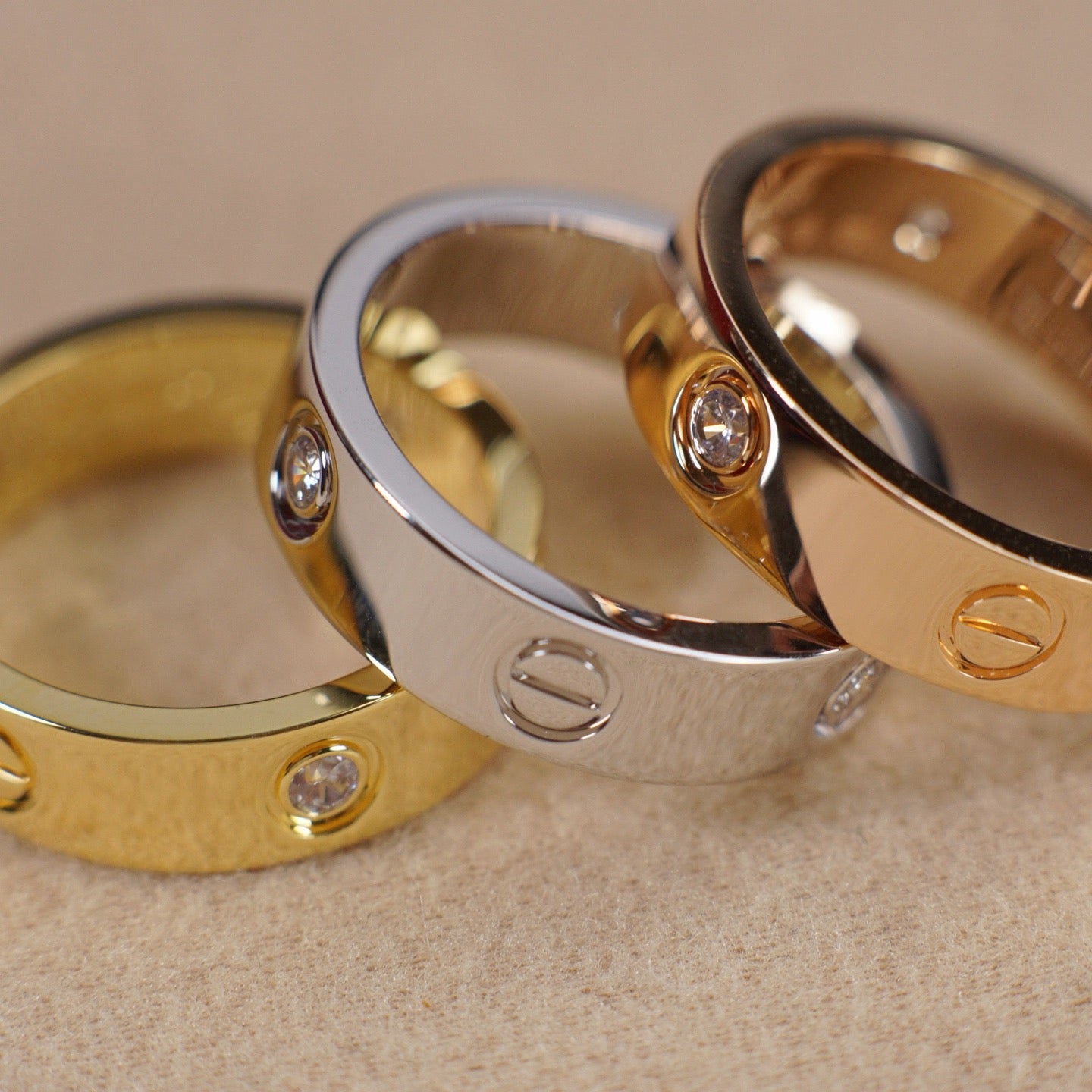 [OAK JURI]LOVE 5.5MM 3 DIAMOND RING